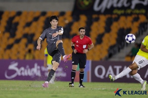 기성용(포항스틸러스). 한국프로축구연맹 제공