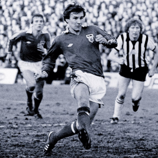 개리 로웰(당시 선덜랜드). 선덜랜드 X 캡처