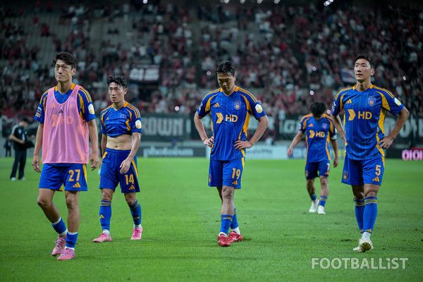 이청용, 이진현, 김영권, 정우영(왼쪽부터, 울산HD). 서형권 기자