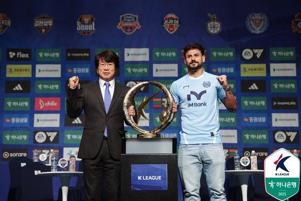 박창현 감독(왼쪽), 세징야(이상 대구FC). 한국프로축구연맹 제공