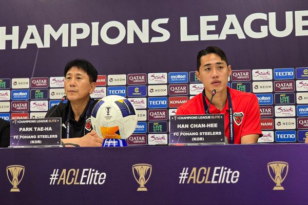 박태하 감독(왼쪽), 한찬희(이상 포항스틸러스). 포항스틸러스 제공
