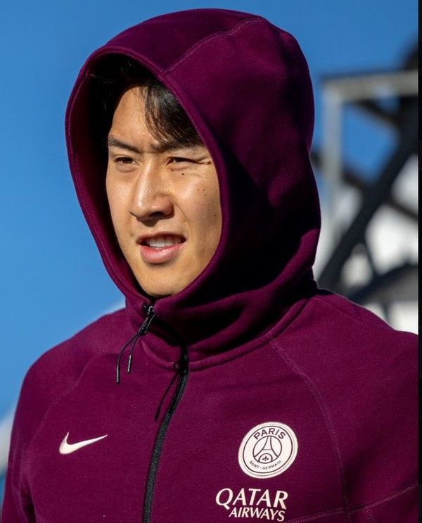 이강인(파리생제르맹). 파리생제르맹 X 캡처