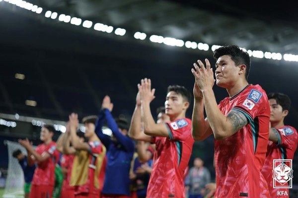 김민재(오른쪽, 대한민국 남자 축구대표팀). 대한축구협회 제공