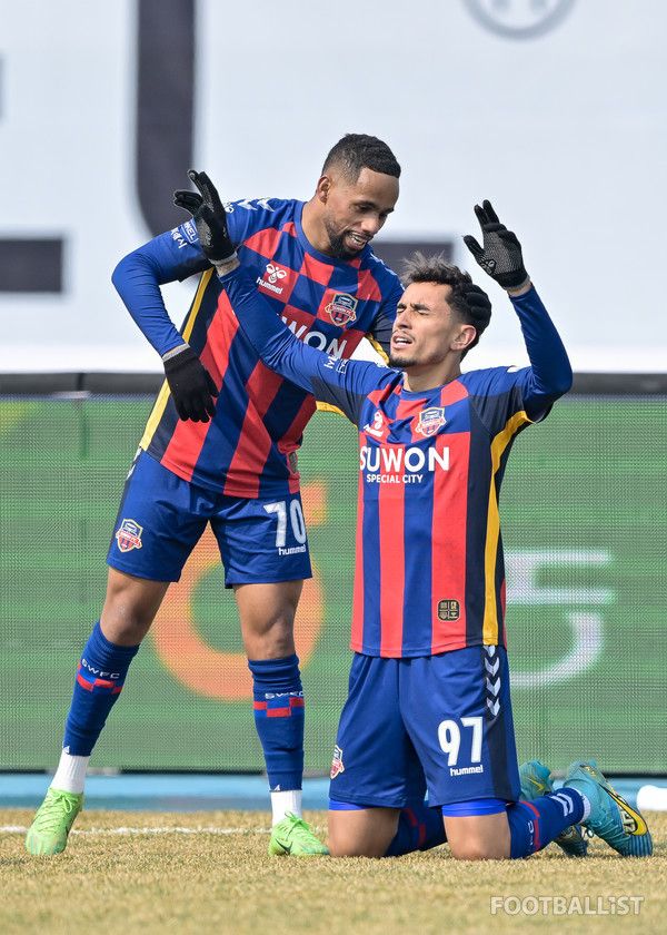 안데르손(왼쪽), 루안(이상 수원FC). 서형권 기자