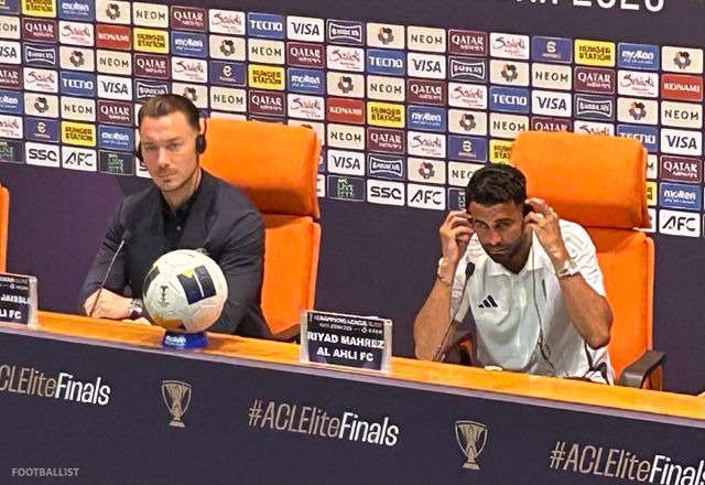 마티아스 야이슬레 알아흘리 감독과 리야드 마레즈. 김정용 기자