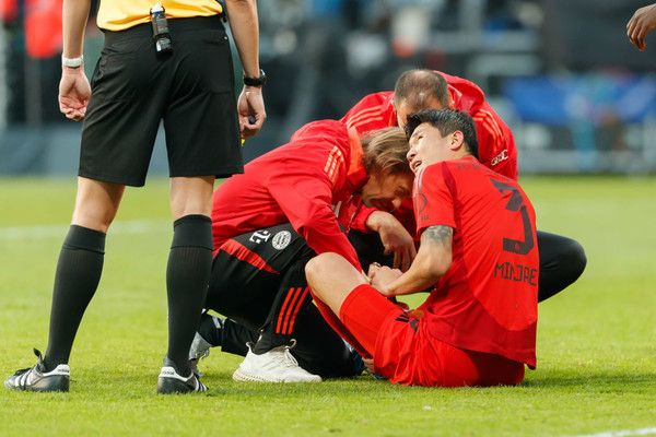 김민재(바이에른뮌헨)는 반년 넘는 기간 동안 왼쪽 발목에 아킬레스 건염을 안고 경기에 나섰다. 게티이미지코리아