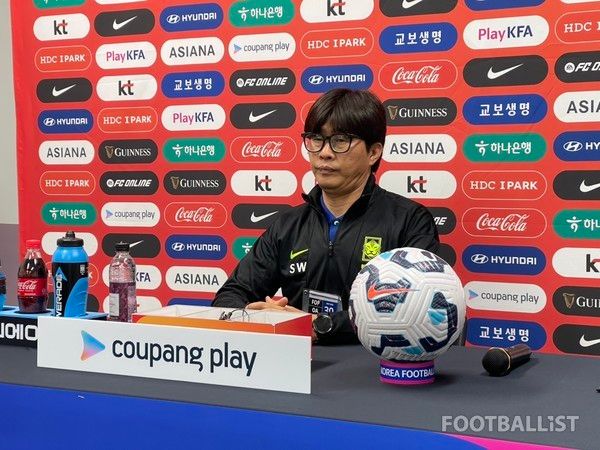 신상우 여자 축구대표팀 감독. 김희준 기자