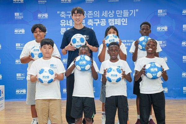 이재성(윗줄 왼쪽에서 두 번째). 유네스코 제공