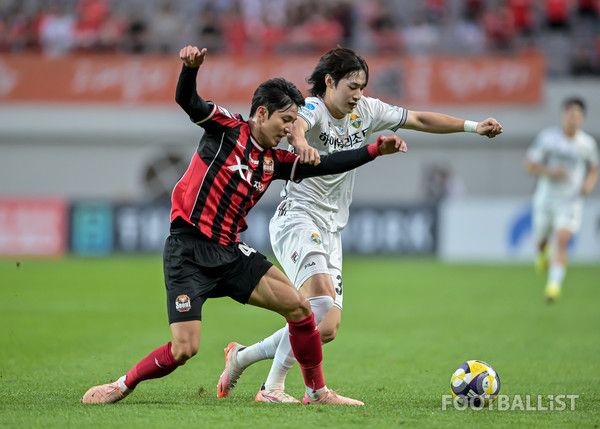 박성훈(왼쪽, FC서울), 이지호(오른쪽, 강원FC). 서형권 기자