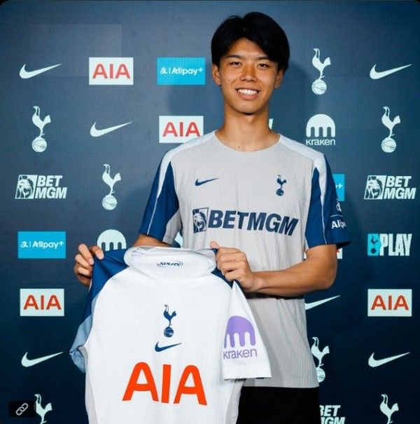 타카이 코타(토트넘홋스퍼). 토트넘홋스퍼 X 캡처