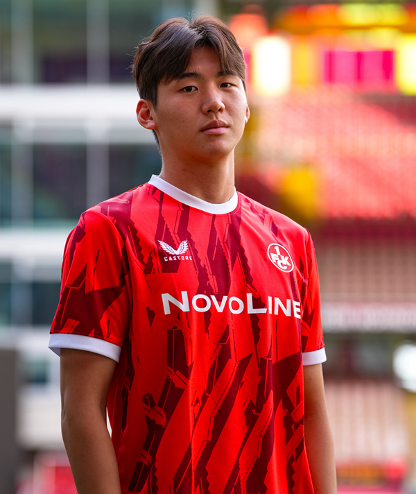 김지수(카이저슬라우테른). 카이저슬라우테른 인스타그램 캡처