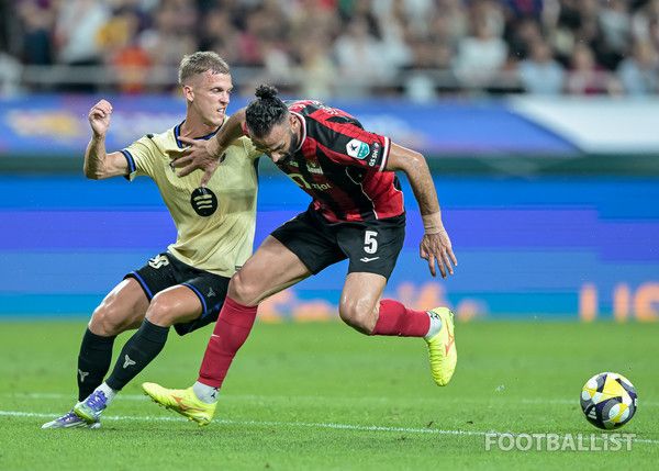 다니 올모(왼쪽, FC바르셀로나), 야잔(오른쪽, FC서울). 서형권 기자