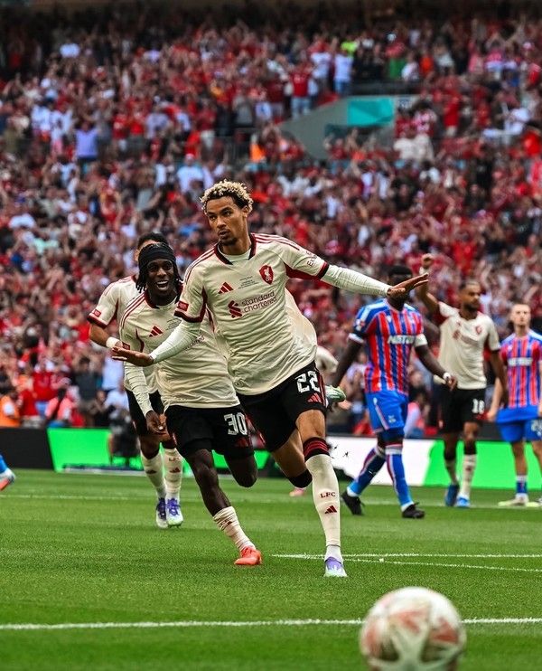 위고 에키티케(리버풀). 리버풀 인스타그램 캡쳐