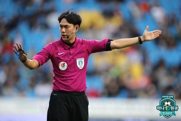 최현재 주심. 한국프로축구연맹 제공