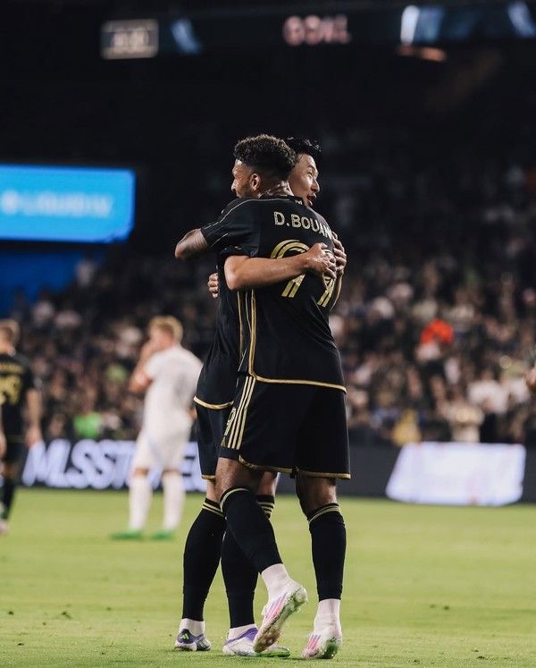 손흥민과 드니 부앙가. LAFC 인스타그램 캡처