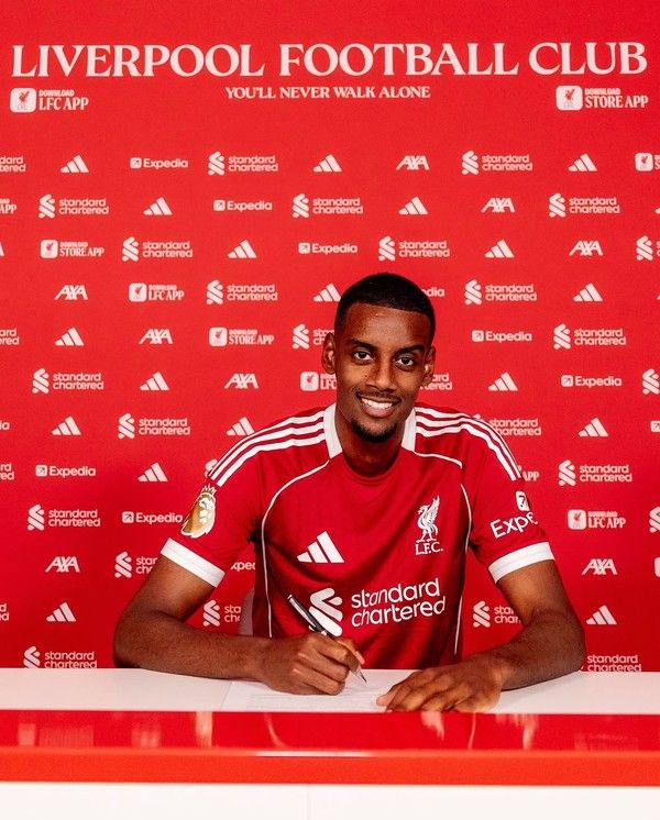 알렉산데르 이사크(리버풀). 리버풀 인스타그램 캡처