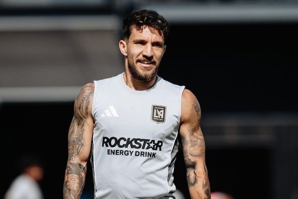 알렉산드루 발루타(LAFC). LAFC X 캡처