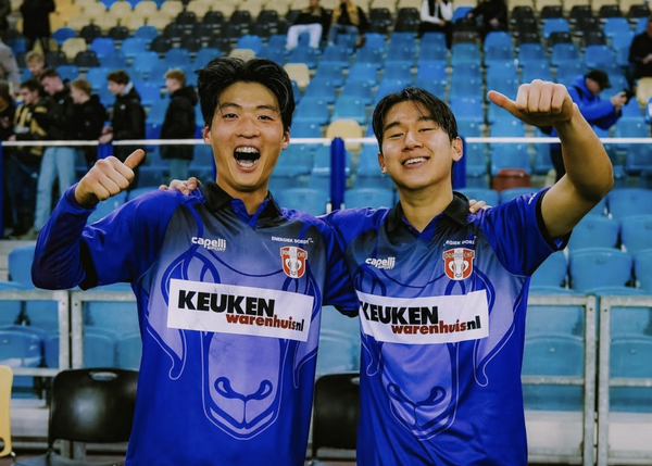 배승균(왼쪽), 윤도영(이상 도르트레흐트). 도르트레흐트 인스타그램 캡처