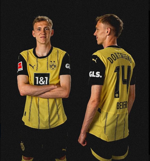 막시밀리안 바이어(보루시아도르트문트). 보루시아도르트문트 X 캡처