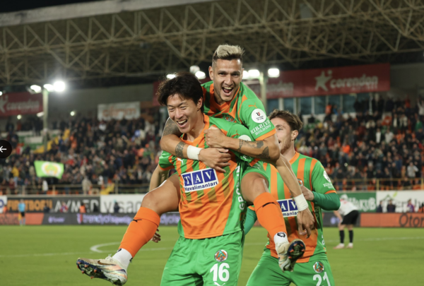 황의조(알란야스포르). 알란야스포르 X 캡처