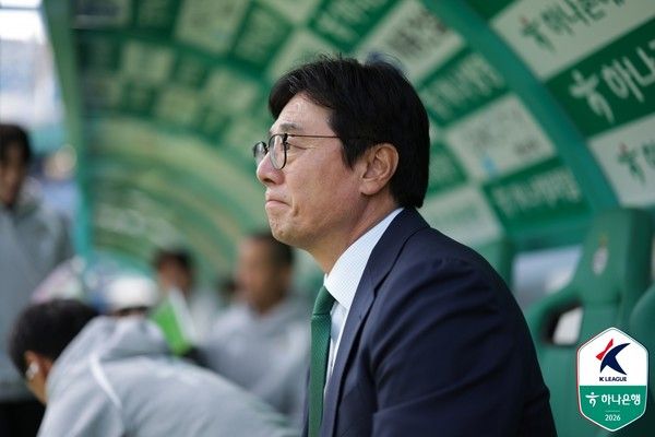 황선홍 대전하나시티즌 감독. 한국프로축구연맹 제공