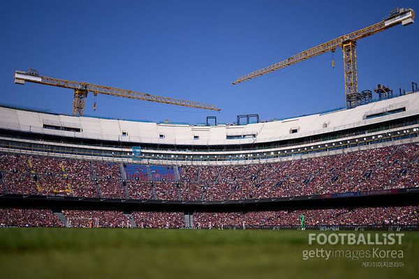 공사 중인 스포티파이 캄노우. 게티이미지코리아