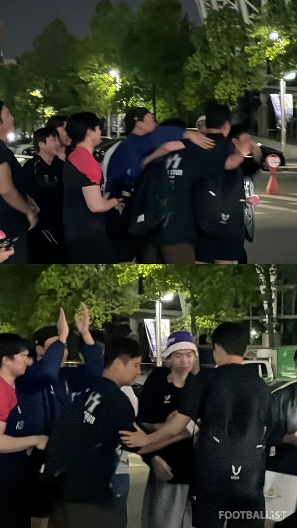 팬들에게 둘러싸인 오형준. 김진혁 기자