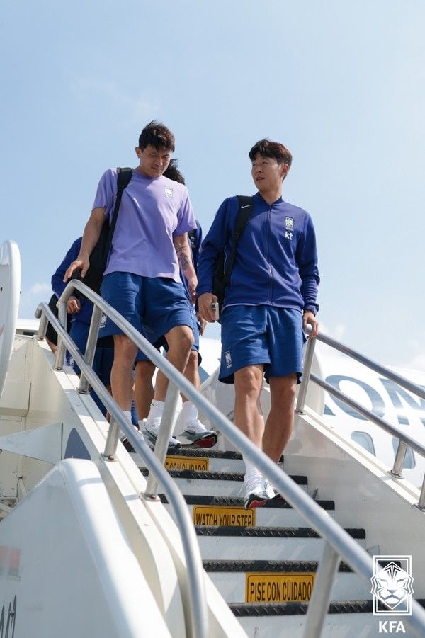김민재(왼쪽), 손흥민(이상 월드컵 대표팀). 대한축구협회 제공