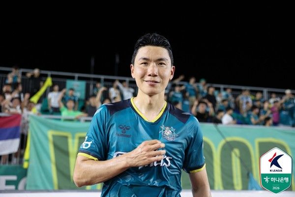 김인성(안산그리너스). 한국프로축구연맹 제공