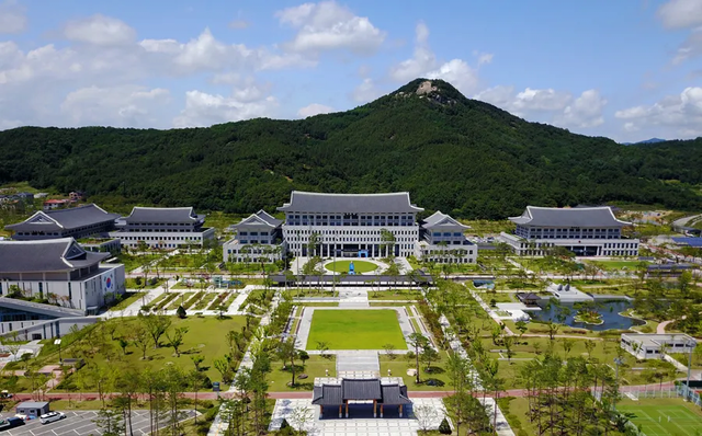 bt9199c3852c06d61fc53ea498b04e48ca.png