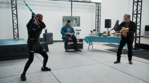 ▲ 팝콘으로 장난치는 마크해밀 (출처=영상캡쳐)