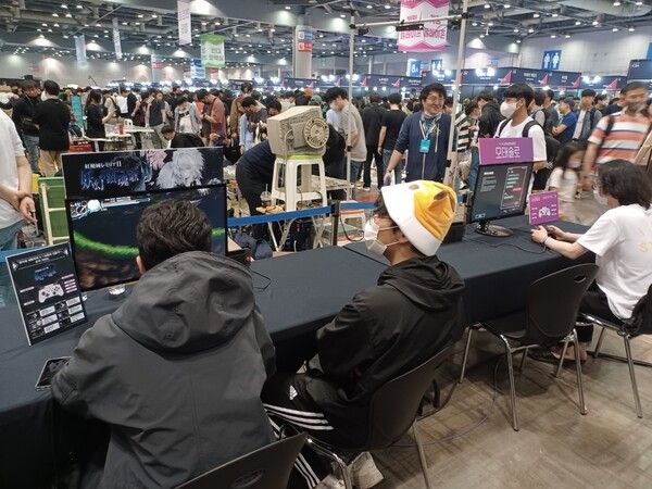 ▲ CFK의 신작 게임은 레트로장터에서 체험해 볼 수 있다 (사진=경향게임스)