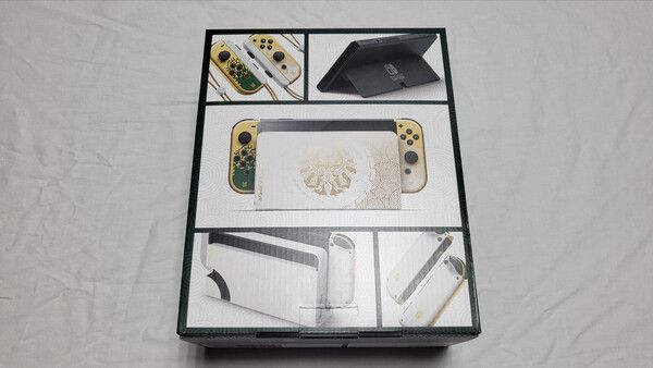 ▲ 박스 후면부, 신형 에디션의 디자인적 특색을 고르게 보여주는 데 집중했다