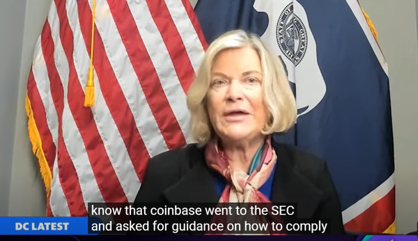 신시아 루미스 상원의원은 코인베이스가 가상화폐 규제&nbsp;준수 방법을 증권거래위원회에 요청했음에도 기관이 제소한 것은 부적절한 방법이었다고 피력했다(사진=야후파이낸스)