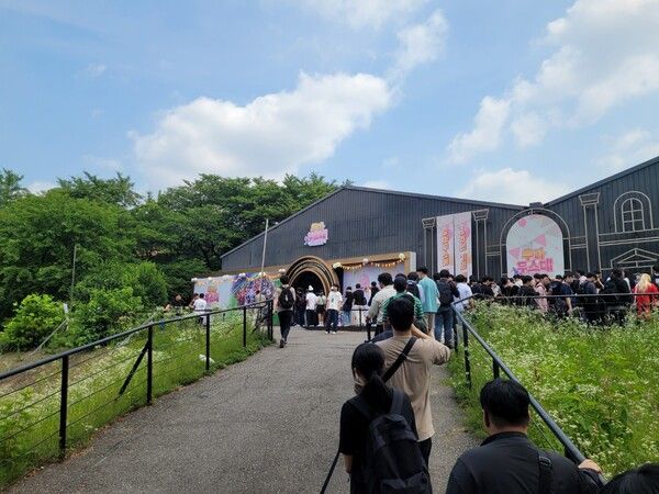 ▲ 카카오게임즈의 '우마무스메 프리티 더비'는 지난 10일과 11일 양일간 국내 서비스 1주년을 기념하는 특별 행사를 진행했다(사진=경향게임스)