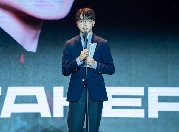 ▲올해의 미드 '페이커' 이상혁