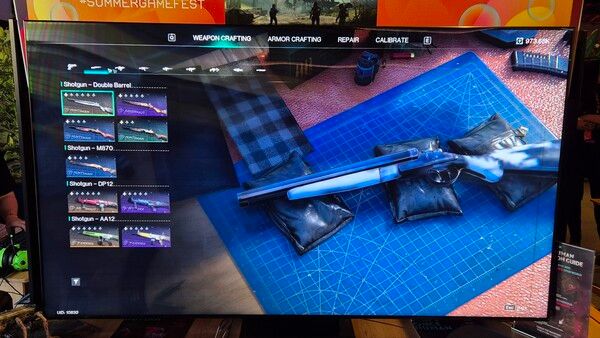 ▲메인 무기는 총기류로 종류가 다양하다(사진=경향게임스)