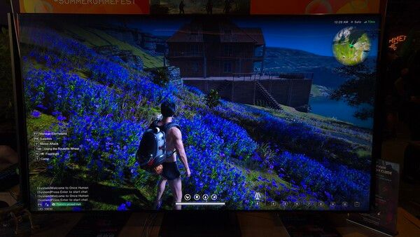 ▲이용자는 채집과 크래프팅을 통해 ‘이터널랜드’를 꾸며나갈 수 있으며, 친구들을 초대해 커뮤니티처럼 활용할 수 있다(사진=경향게임스)