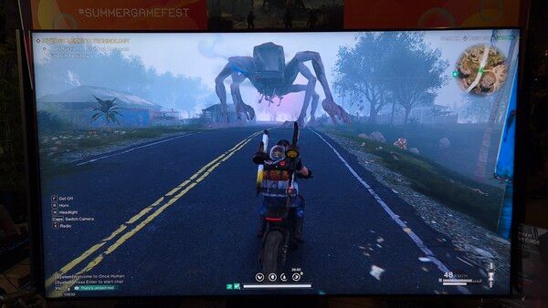 ▲기괴한 콘셉트의 몬스터가 인상적이다(사진=경향게임스)