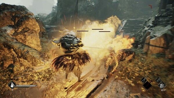 ▲사자탈 모양의 화염방사기