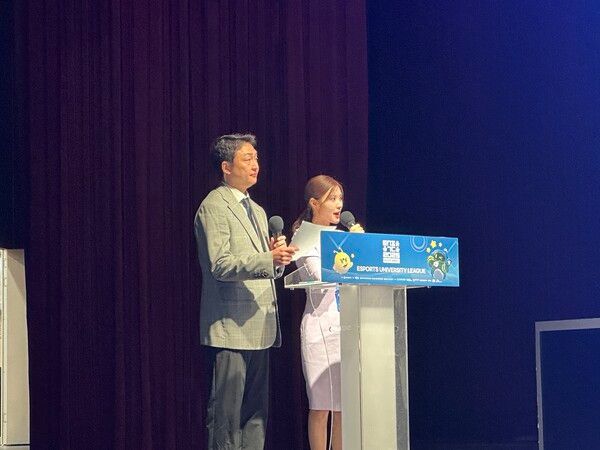 ▲신일 캐스터, 최지원 엠베서더. 사진=경향게임스