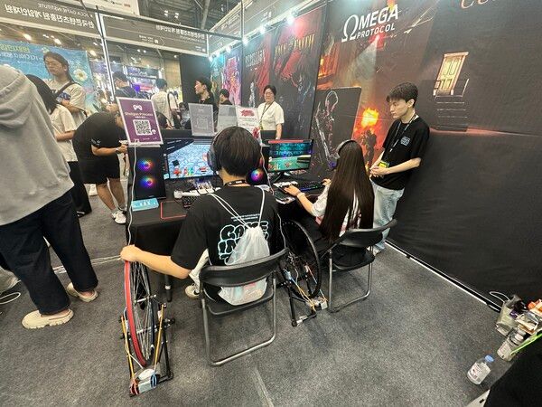 ▲산탄공주 게임 시연하는 유저들 .사진=경향게임스