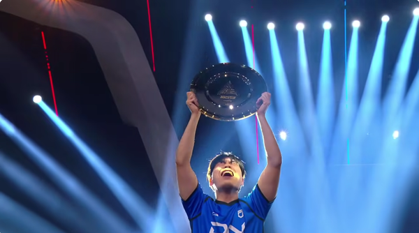 ▲EWC2025 철권8 우승자 울산 (사진 출처=EWC2025)