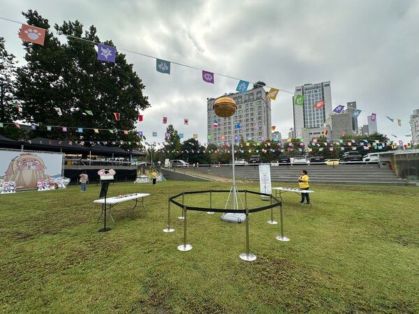 ▲ 추억의 박터뜨리기도 즐겨보자. 사진=경향게임스