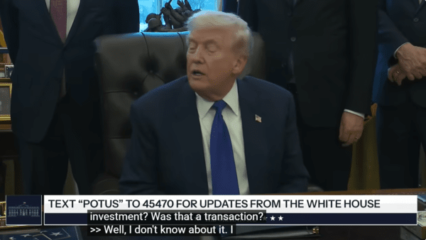 미국 도널드 트럼프(Donald J. Trump) 대통령이 가문 연계 블록체인 프로젝트인 ‘월드리버티파이낸셜(WLFI)’에 아랍에미리트 자본 5억 달러가 투자된 사실을 알지 못했다고 부인한 바 있다(사진=백악관)