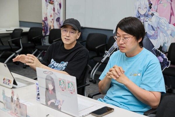 ▲ (좌측부터)넥슨게임즈 ‘블루 아카이브’ 김용하 총괄 PD, 이준호 부 PD