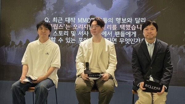 ▲ (좌측부터)엔픽셀 김동혁 AD, 이상문 PD, 스마일게이트 신재익 이사(사진=경향게임스)
