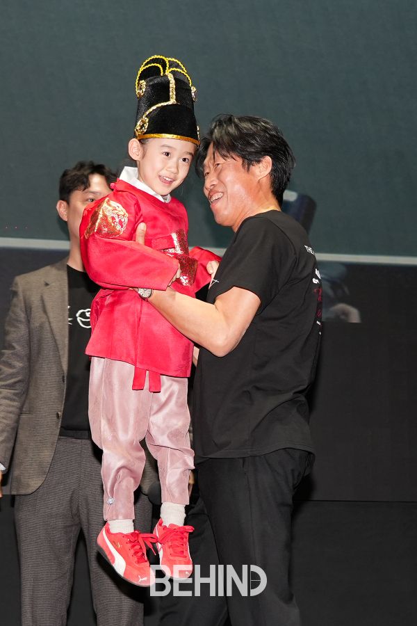 사진=비하인드DB