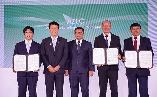 IHI는 라부안석탄화력발전소에서 그린 암모니아 연소실증 실시를 위해 PLN 인도네시아 파워 푸푹 쿠장과 양해각서를 체결했다 사진IHI 제공