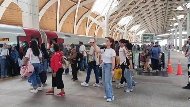 인도네시아중국고속철도사KCIC는 반둥고속철도 ‘우쉬Whoosh’ 개통 이후 누적 승객수가 780만명을 돌파했다고 밝혔다 사진KCIC 제공